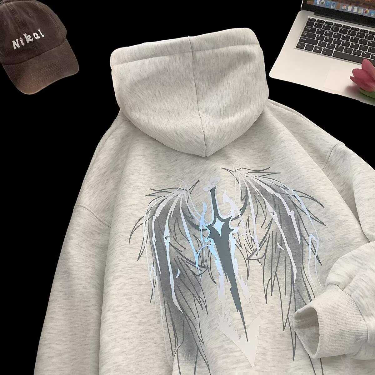 Night Light Hooded Sweatshirt for Men Autumn and Winter with Thick Velvet Loose Fit Teenagers American Couple Jacket