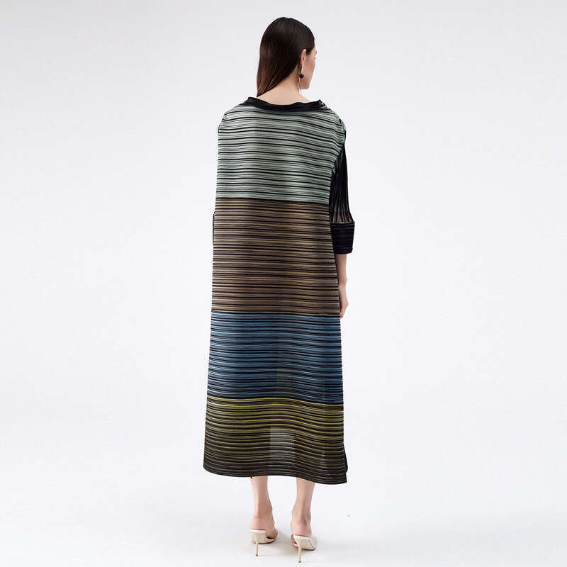 Step Into Early Spring Loose Plus Size Dress, Women's High-End Long Dress