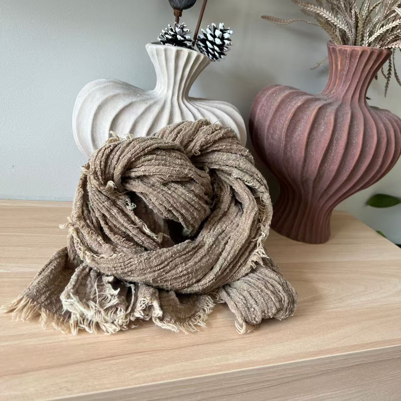 T272 solid color pleated linen scarf 2025 spring fashion all-match retro simple old