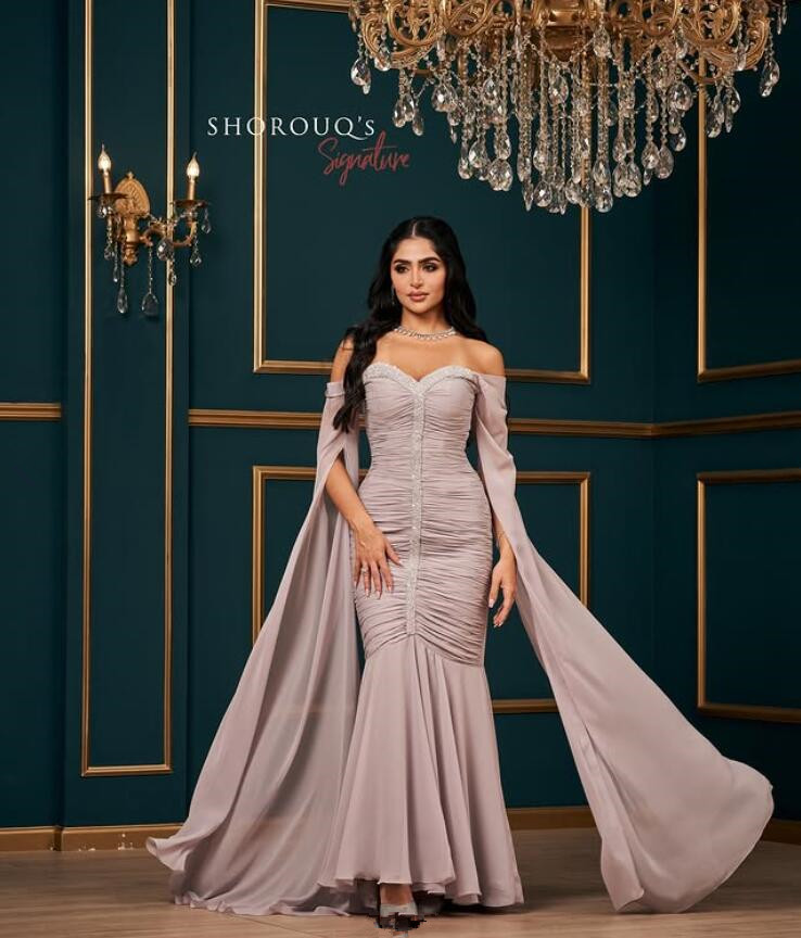 Off Shoulder Mermaid Saudi Evening Formal Dresses Crystal Long Sleeve Cape Ruched Customsized Arabic Dubai Prom Gowns