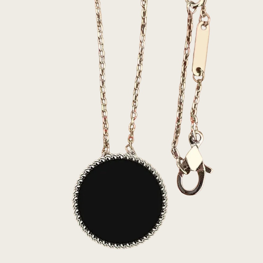 jewlery designer for women necklace custom pendant moissanite pendant luxury jewelry Classic 4 Four Leaf Clover chains Necklaces for women Jewelry gir