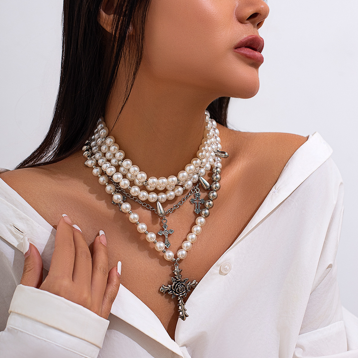 Vintage Baroque Collarbone Chain Irregular Cross Pearl Bead Necklace Jewelry for Women