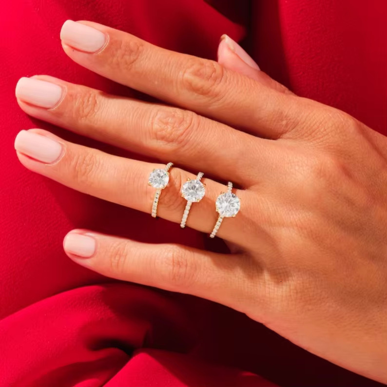 VVS Moissanite Iced Out 2 Carats Women Wedding Engagement Ring Paved 14K Gold Moissanite Ring