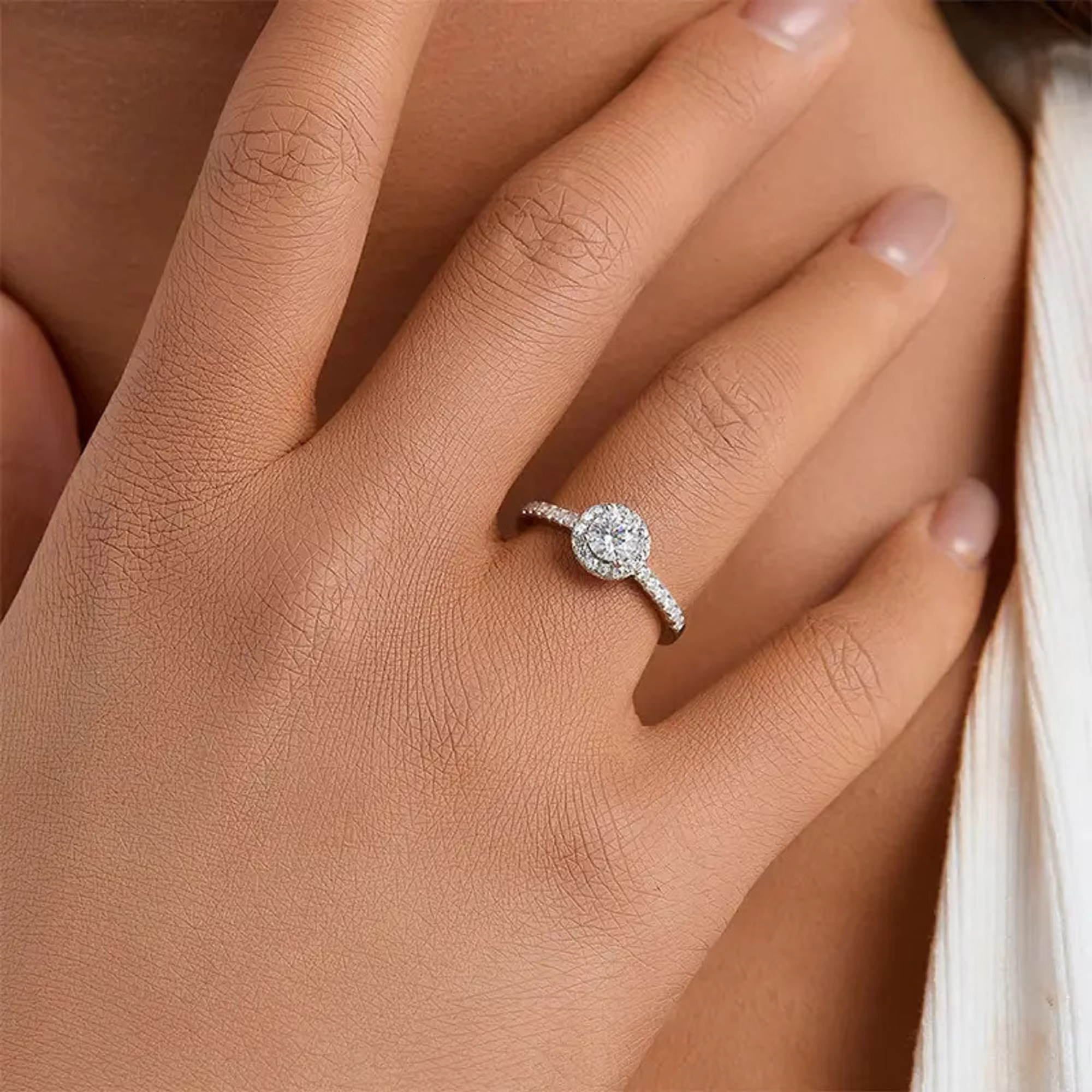 Silver Ring Moissanite Ring Round Moissniate Engagements Ring