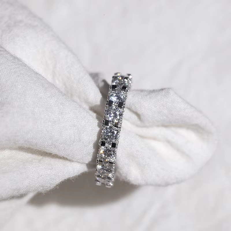 2023 New Design Moissanite Wedding Rings Fully Icy Silver 925 Moissanite Eternity Ring