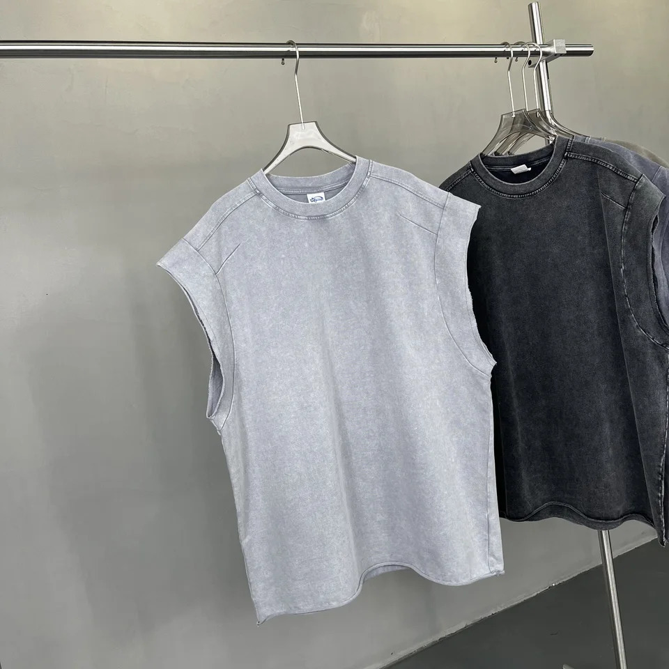 batik sleeveless mens vests 250311