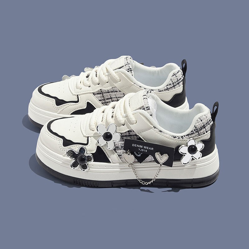 2025 Spring Thick Soled Multi Functional Women's Casual Board Shoes Designer Instagram Fashion New Niche Sports White Shoes