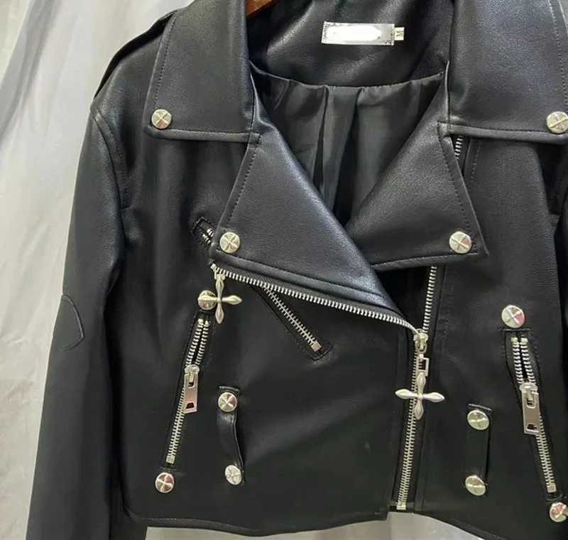 2023 Autumn New PU Leather Punk Jacket Womens Fashionable Cropped Motorcycle Cross Stitch Street Jacket TopT250311