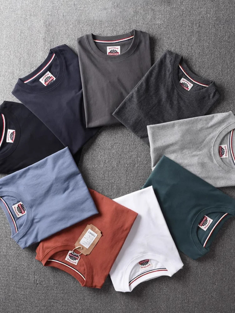 Summer American retro short sleeved Oneck solid color Tshirt for men fashionable and simple 100% pure cotton washing casual sports top 250312