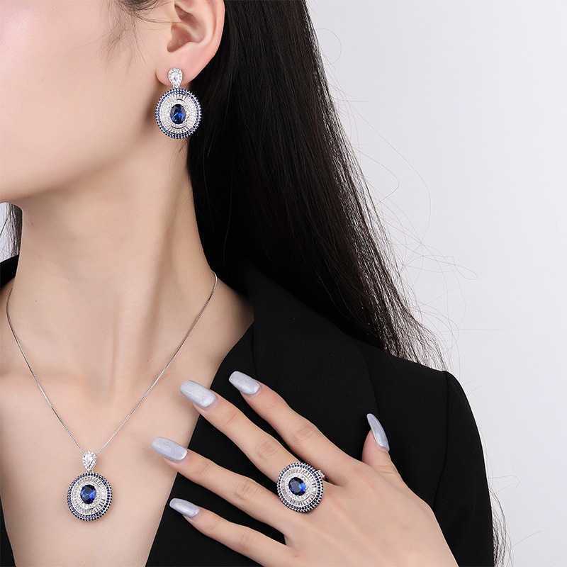 Zhuangsheng Copper Gold Plated Simulated Colorful Treasure Royal Blue Treasure Sparkling Diamond Set for Womens Pendant Set 8 * 10 W250312