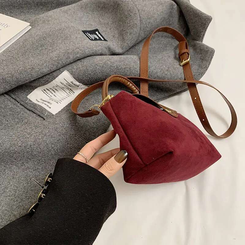 Fashionable Commuting Work, Minimalist And Casual Single-Shoulder Bag, Small Square Bag For Women