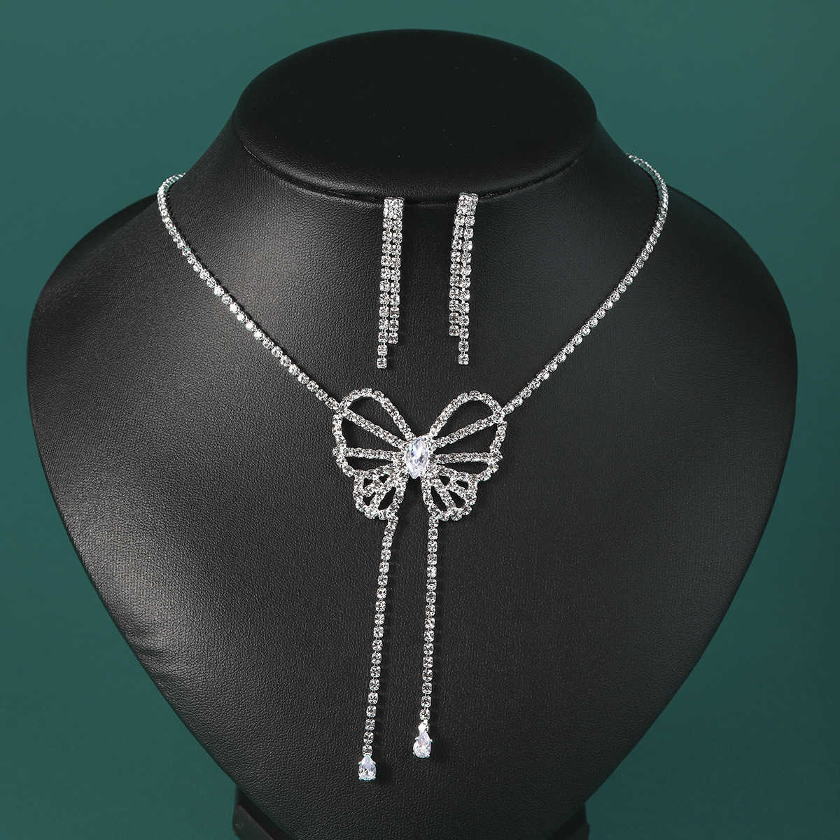 Bridal jewelry set high-end crystal studded necklace earrings three piece set creative new wedding accessories W250312