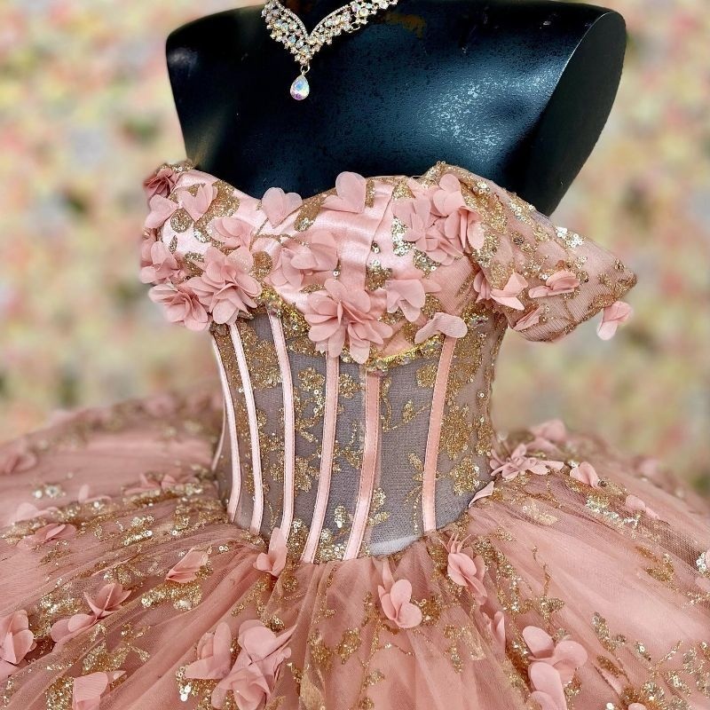 Pink Shiny Quinceanera Dresses Sweep 16 Dress Train Off Shoulder Gold Sequin Applique Lace Flower Beads Tull Formal Party Dress vestidos 15 de anos