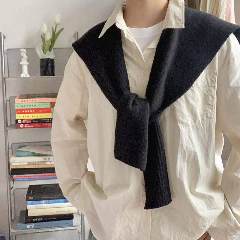 K108 2023 new quality model high-grade pleated striped knitted shawl net celebrity scarf small waistcoat dual-use spring and autumn