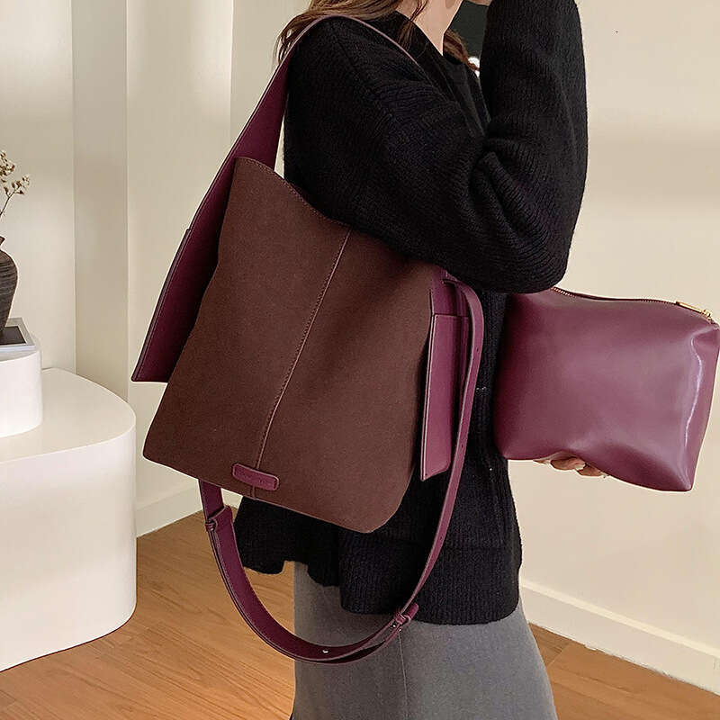 Women's Bags handbag Autumn and winter new niche design high-end tote women's large capacity soft frosted leather hanging ear bucket bag