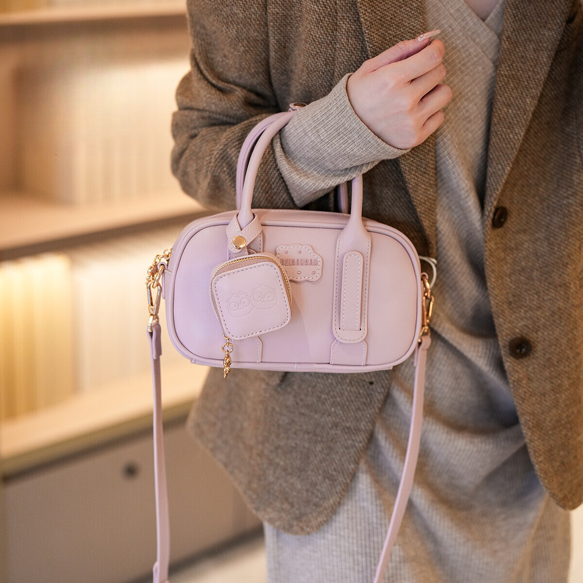 2025 Women s Saddle Bag Fashion Designer Handbag Multi Functional Leisure Simple Shoulder Bag Crossbody Bag Trendy Wallet Storage Bag