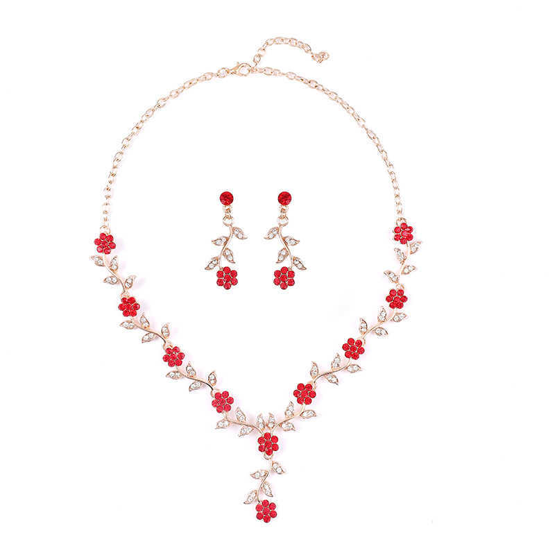 Straight necklace set for brides versatile. Plum shaped necklace with colorful diamonds and collarbone chain W250312