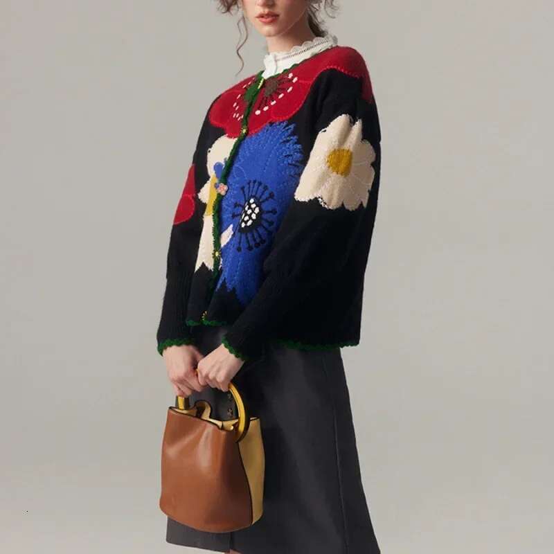 Vintage Wer Embroidery Knitted Top High Quality Women Cardigan Fashion Trends Autumn/Winter New In Chic Sweater Coat