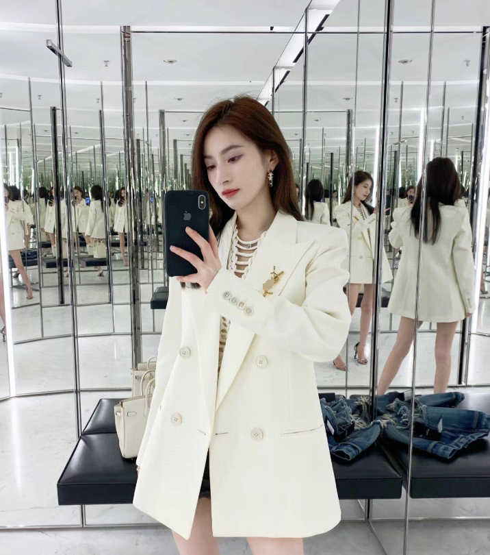 SLP blazer womens casual suits business Vogue Paris 2025 Fashion Week Show Customized Fashion Tailored clothing mens and womens Fashion Paris