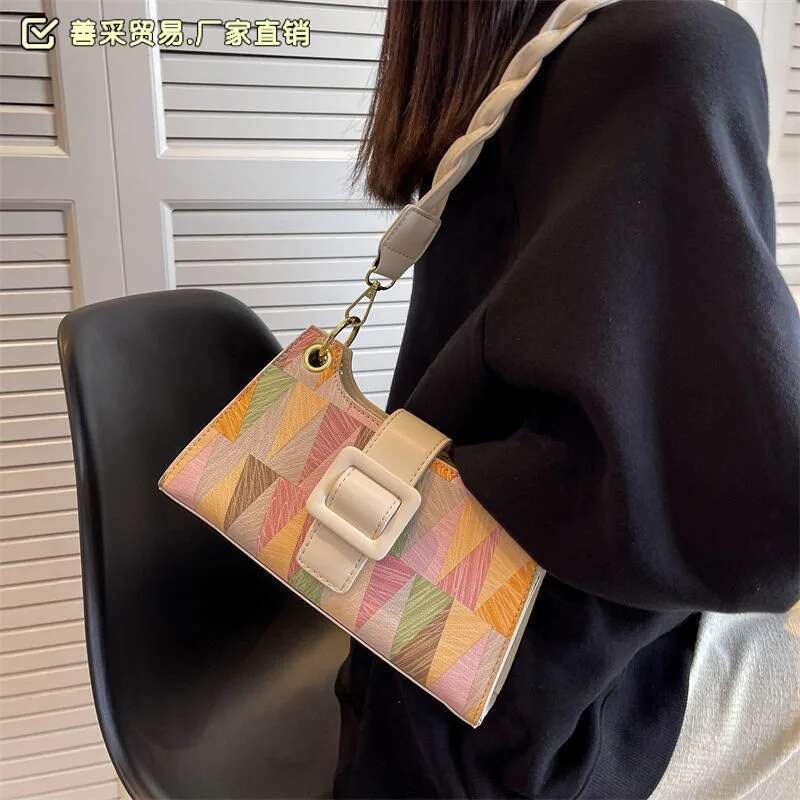 Women's Fashion Handbags French Niche Underarm Bag Colorful Shoulder Baginsversatile Internet Celebrity High-Quality Texture
