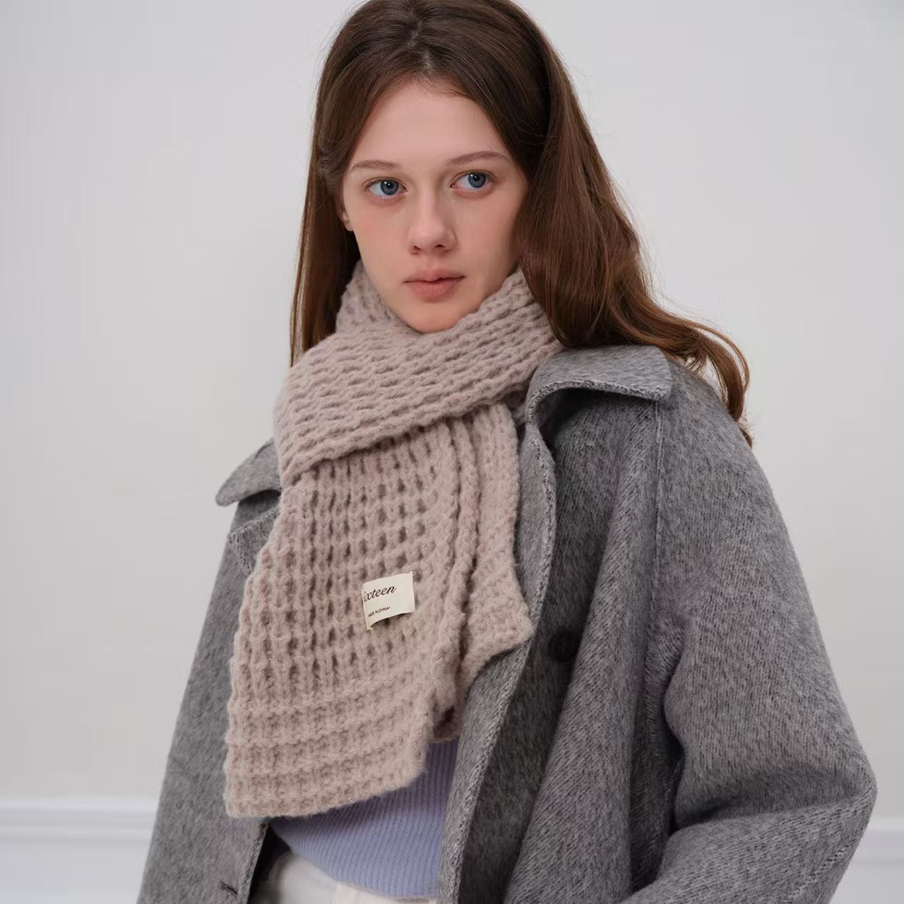 K103 Knitted scarf for women in winter Japanese and Korean foreign trade thickened warm soft solid color couple scarf shawl neck scarf wholesale