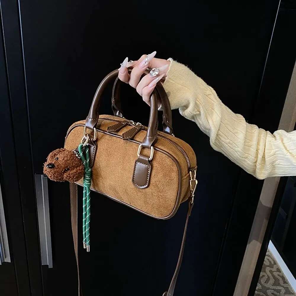 Fashionable High end Leather PU Bow Handbag Designer Personalized Mini Solid Color Small Square Bag Large Capacity Handbag Trendy Saddle Bag Casual Cr