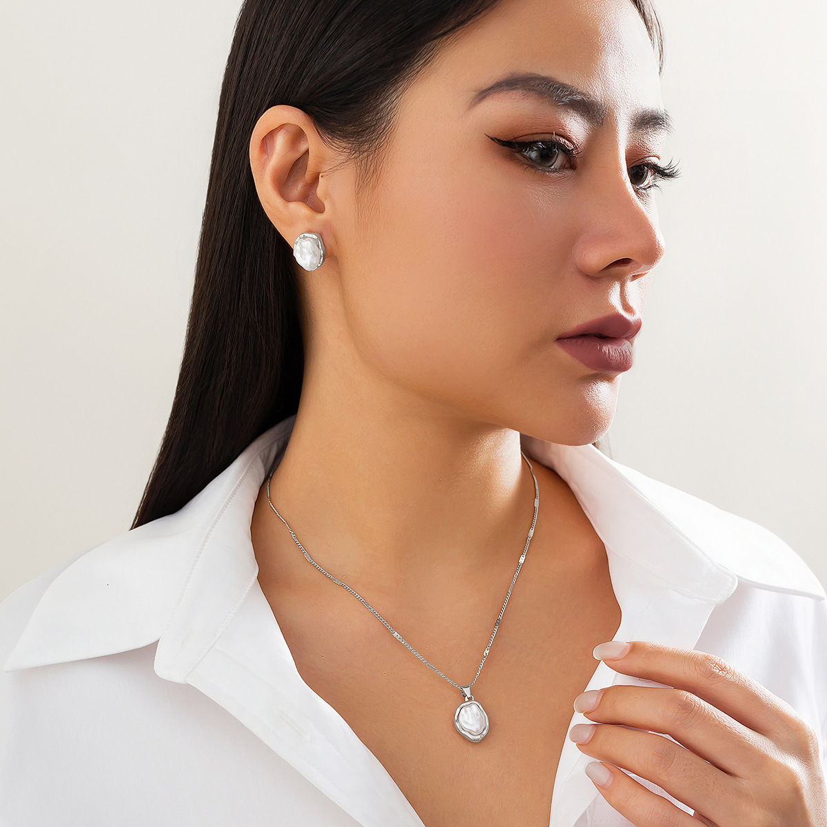 Temperament Imitation Pearl Pendant Necklace Jewelry Women's High Sense Earrings Necklace Set Jewelry for Women