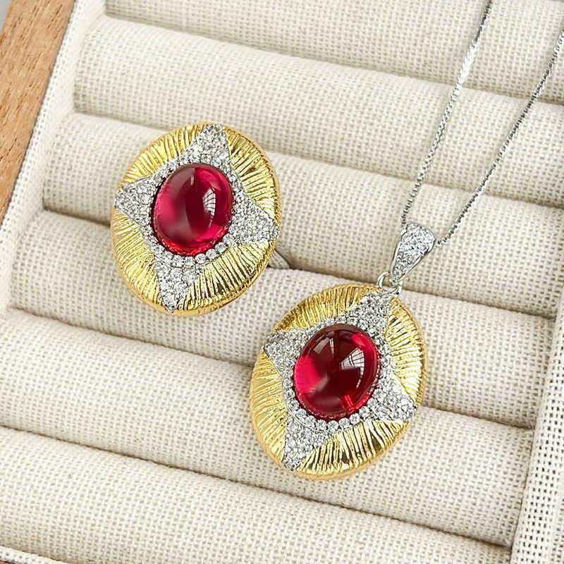 2024 New Zhuangsheng Europe Simulation Pigeon Blood Red Corundum Green Jade Marrow Set Main 10 * 12 W250312