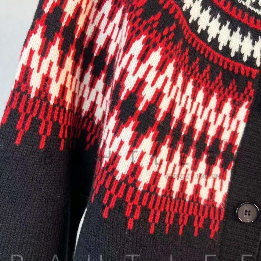 Autumn Winter Christmas British Style Basulan Wool Fel Island Contrasting Color Front And Back Two-Piece Cardigan Knitted Round Neck Sweater