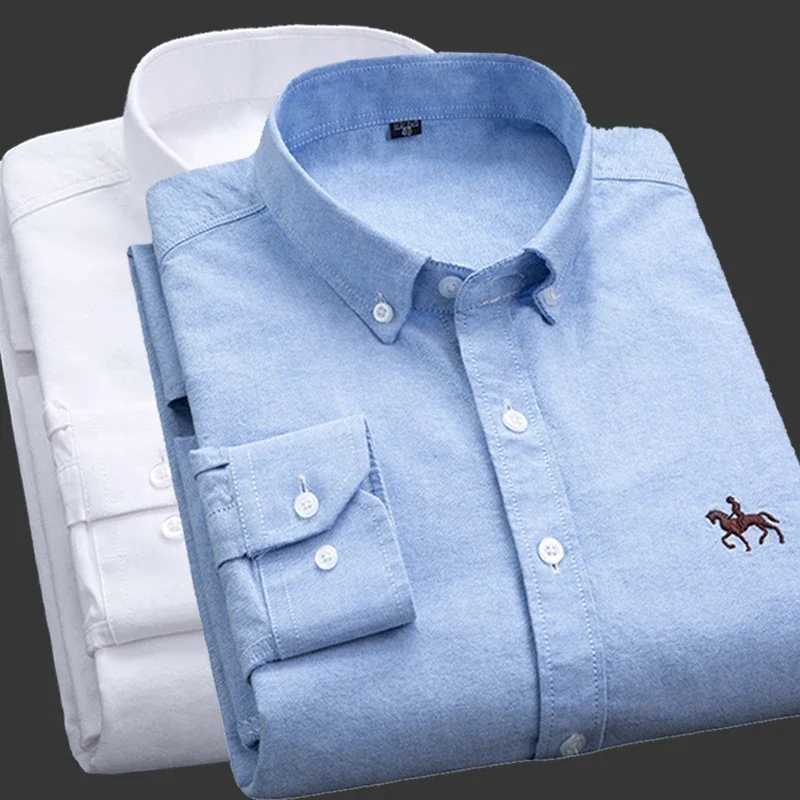 Casual cotton mens shirt slim fit horse bottom inch shirt Oxford spinning long sleeved striped shirt W250312
