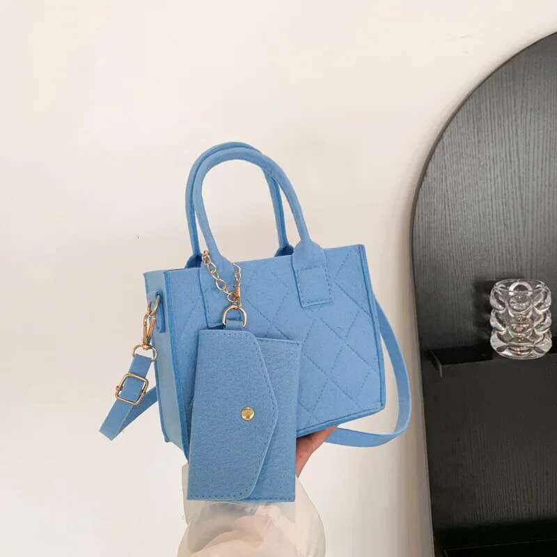 2025 New Women s Mini Bag Pulling Chain Crossbody Bag Solid Color Felt Shoulder Bag Designer Handbag Fashion Wallet Casual Crossbody Bag