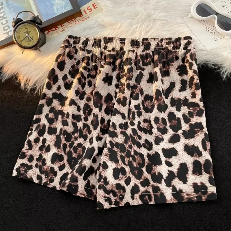 Mens Fashion Sports Tethered Pants Mens Summer Elastic-waisted Casual Shorts Summer Leopard Print Beach Shorts 250310