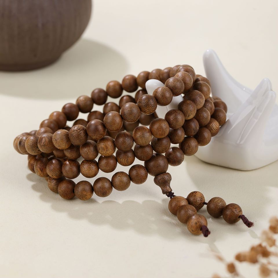 Brunei natural incense strings for men and women to play with multi-circle hand jewelry gift 108 pieces of incense Buddha beads rosary bracelet