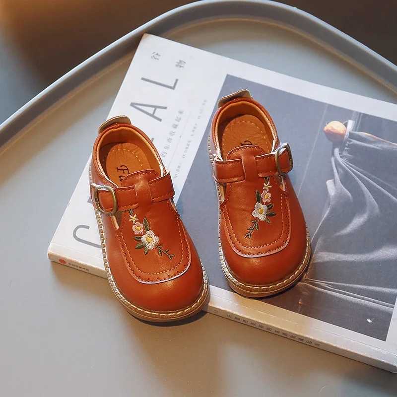 2024 Girls Baby Mary James Embroidered Floral Toddler Fall Shoes Vintage Cover Toe Comfortable Kids Shoes Z250312