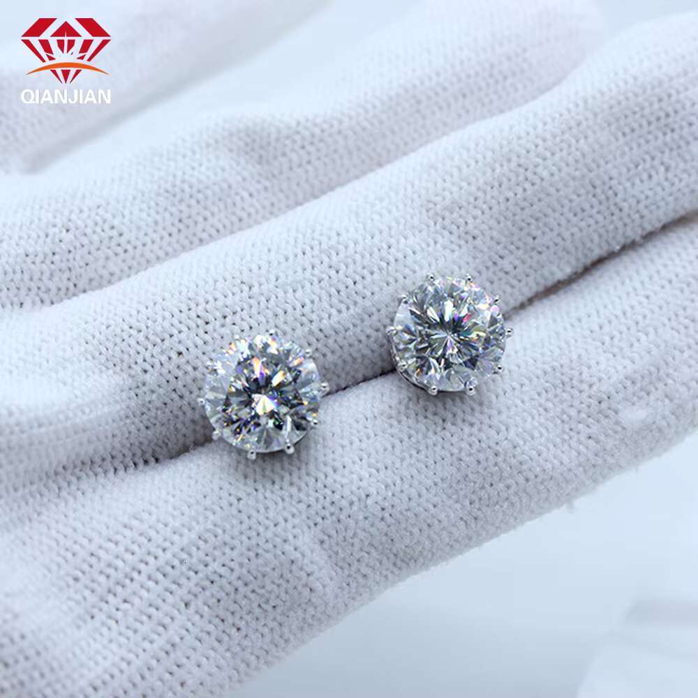 Sterg Sier GRA Certified VVS Silica 4-Claw Earrings for Women