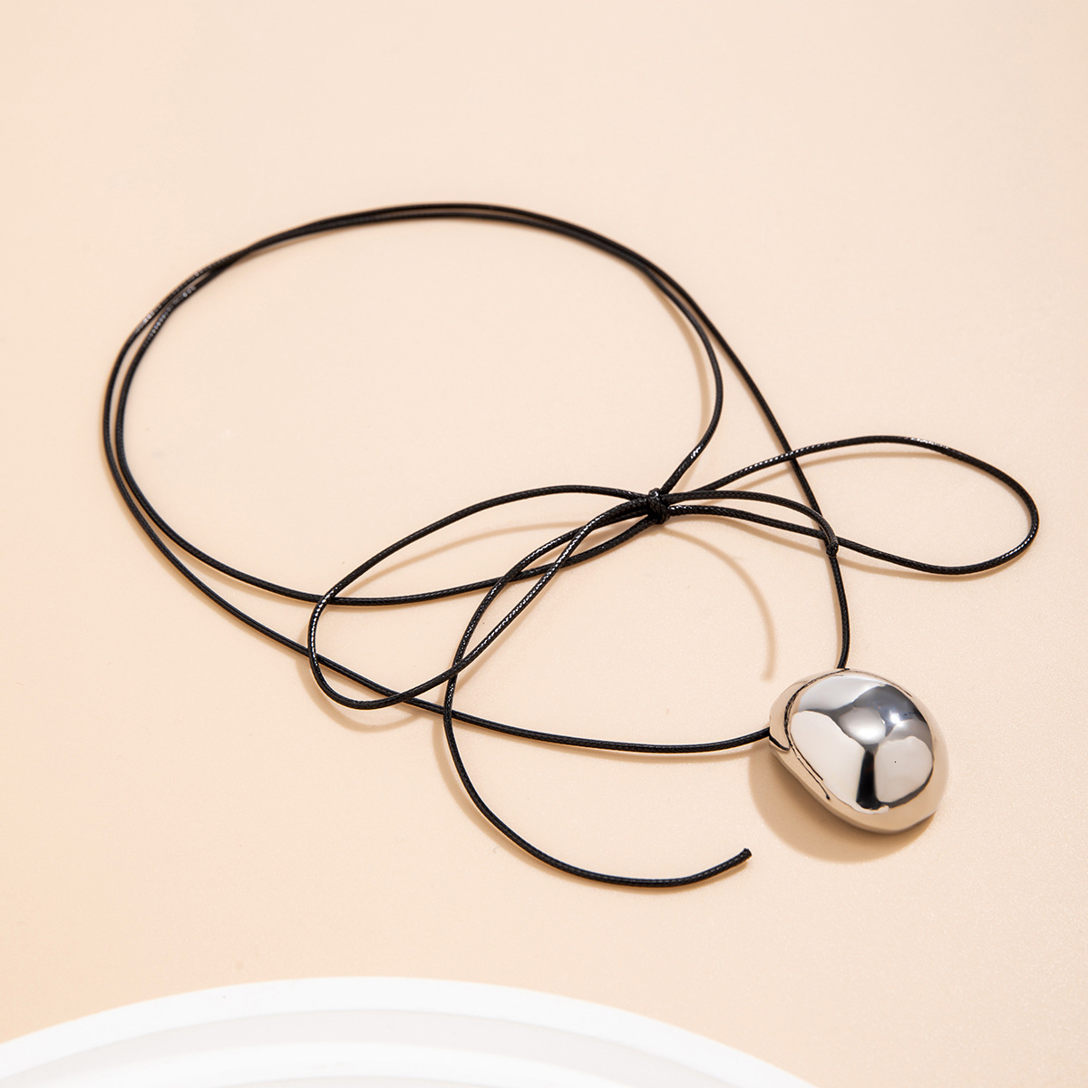 Geometric Design Sense With All The Necklaces Sweet Cool Style Advanced Pull Wax Thread Necklace Jewelry for Women