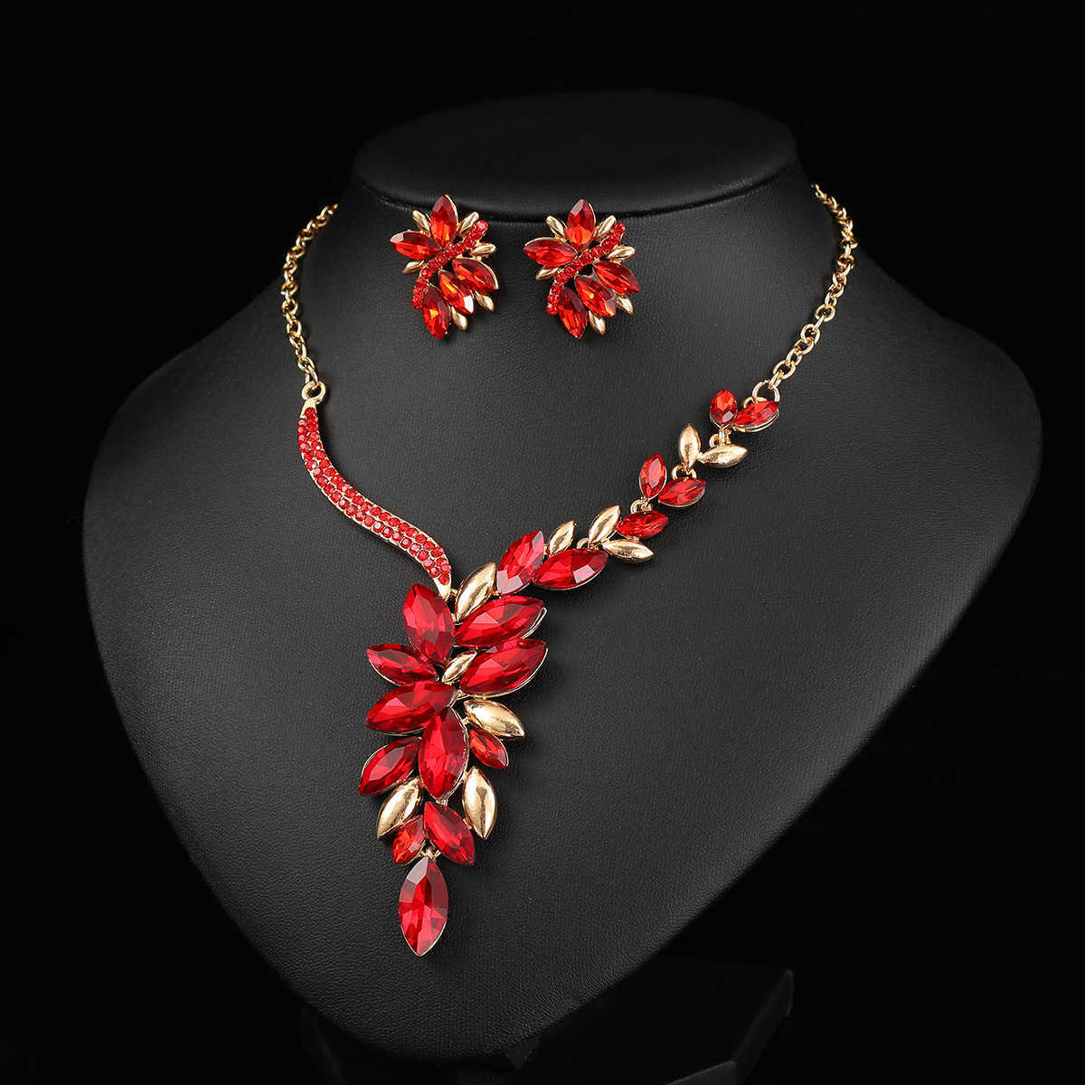 Bridal necklace set alloy diamond studded crystal glass colored jewelry set W250312