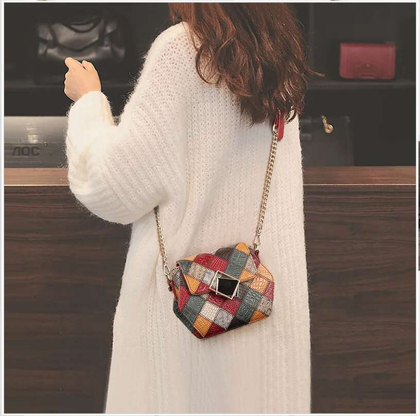 Women's Vintage Shoulder Bags Factory Genuine Leather Crossbody Purse Travel Summer Lady Chain Small Messenger Bag