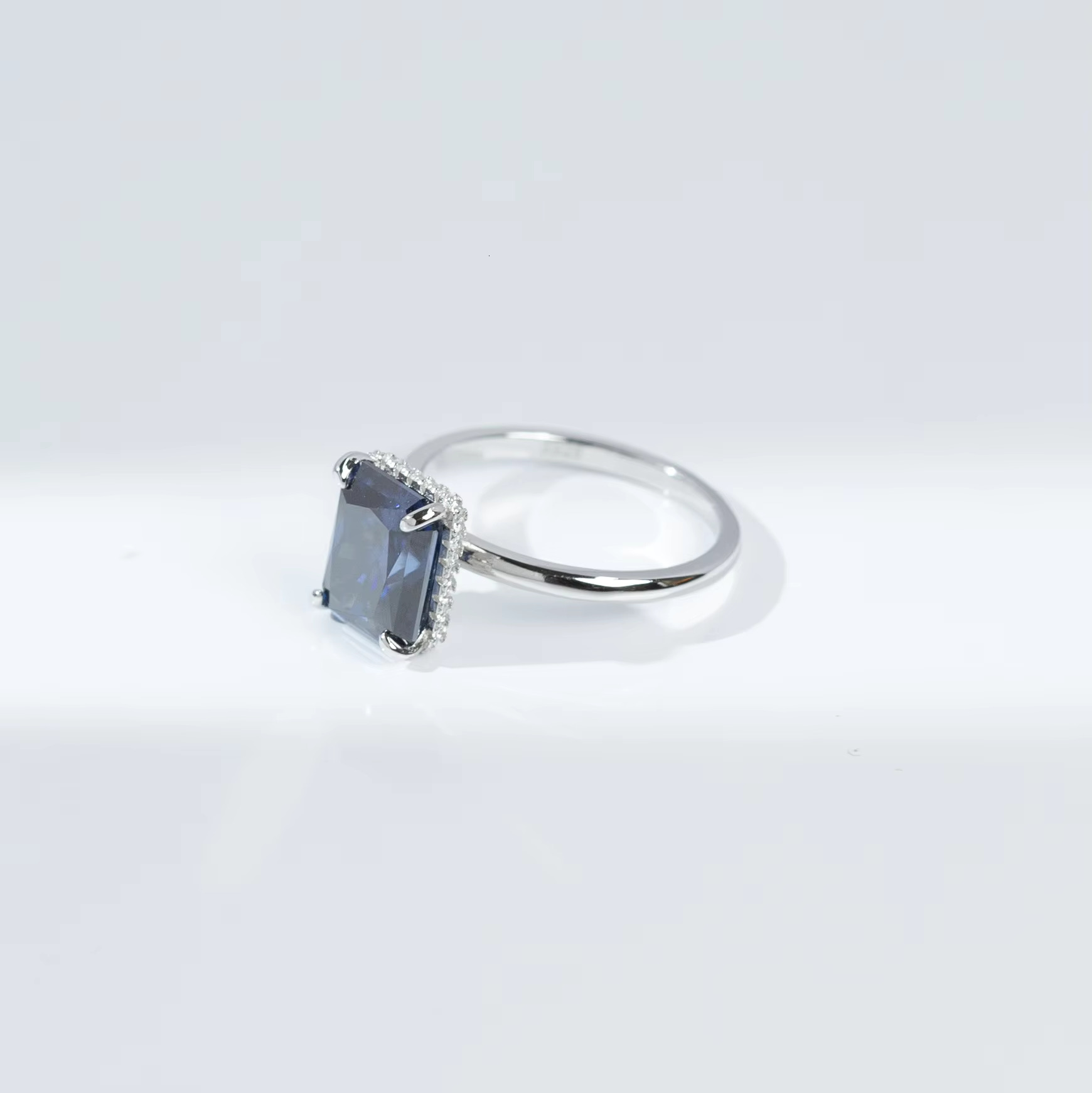 8 Adodo S925 Sterling Silver Ring Light Luxury 4Carat 8*10 Royal Blue Rectangle Radiant Moissanite Engagement Diamond Ring