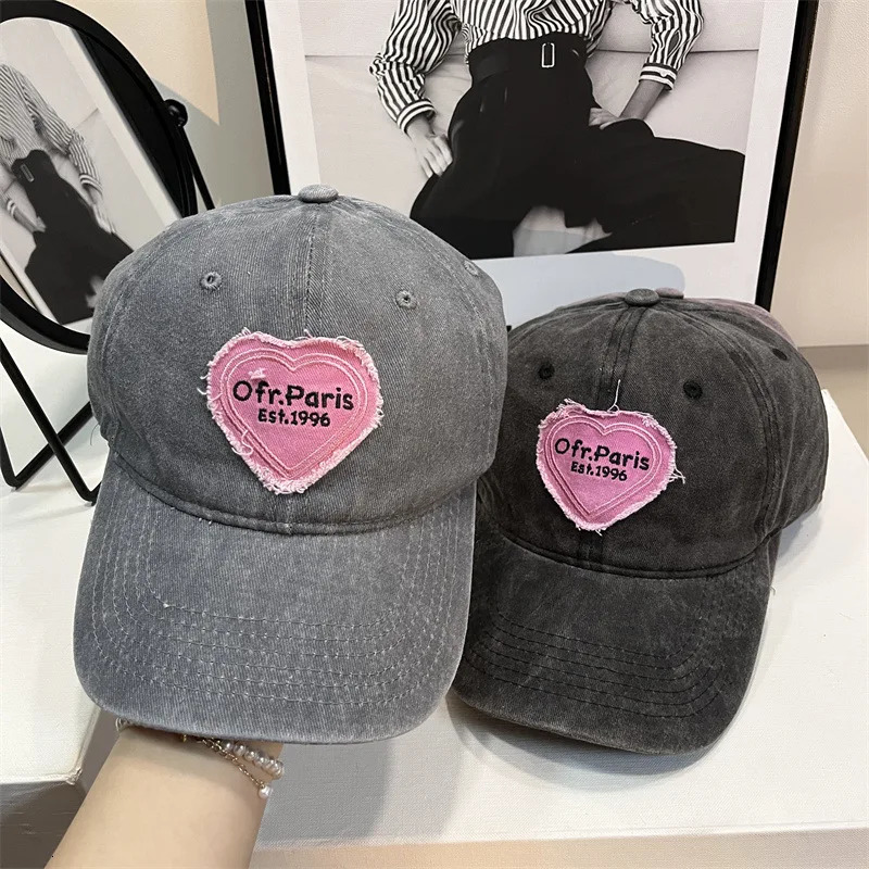 Korean Women Baseball Cap Spring and Summer Retro Love Heart Embroidery Hat Girls Fashion Patch Sunshade Soft Top Caps 250311