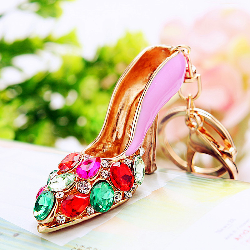 Fashion-Forward Women's Keyring with Diamond Embellishments Versatile Decoration for Car Keys and Footwear