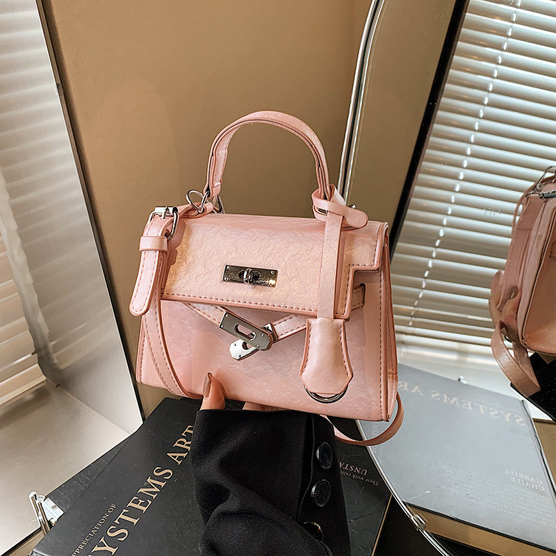 Trendy Designer s Light Luxury Original Handbag 2025 New Women s Minimalist And Niche Handbag Mini Small Square Bag Leisure Wallet Makeup Bag