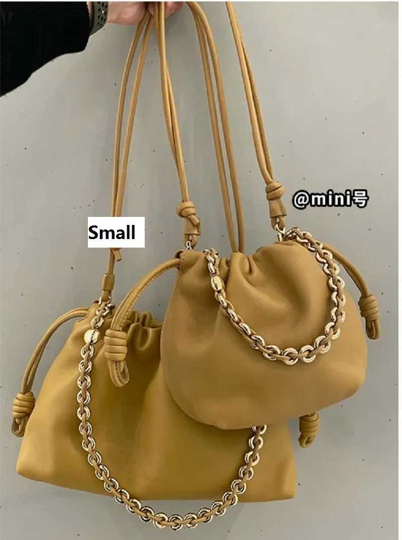 New Arrival New womens cloud bag drawstring vagrant bag cross body bag genuine leather shoulder bag casual bucket bag T250312