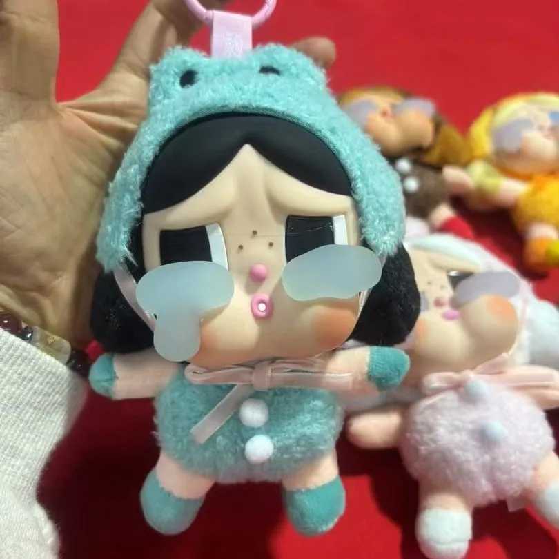 New Product Labubu Crying Baby Southeast Asian Blind Box Nude Version Plush Doll Dumbbell Cute Keychain Bag Gift Basket X250312