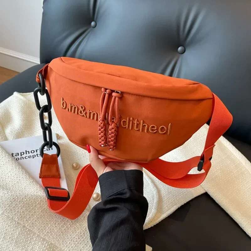 Large Capacity Crossbody Bag Women s Designer Fashionable Waist Bag Trendy Half Moon Shaped Solid Color Dopamine Handbag High quality Saddle Bag Walle