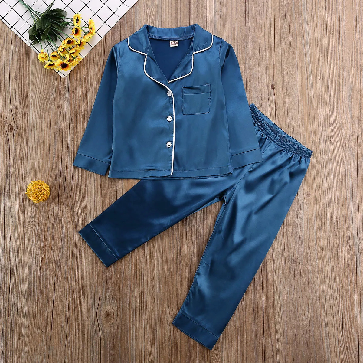 Fashion Baby Kid Girls Satin Autumn Winter Pajamas Set Solid Long Sleeve Button TopsLong Pants 2PCS Outfits Set 250312