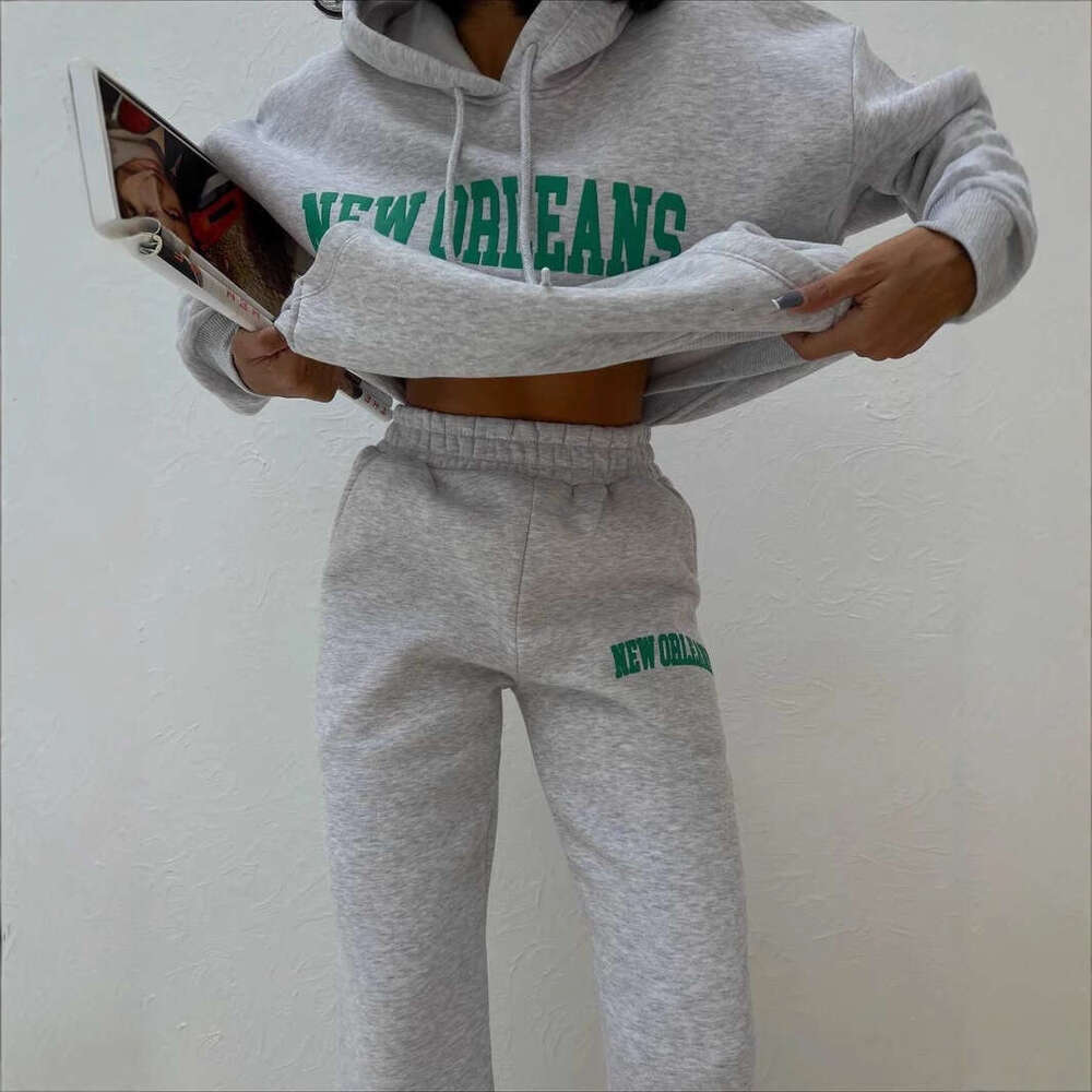 Autumn/Winter New Fleece Women's Sports and Leisure Hoodie Set for Women