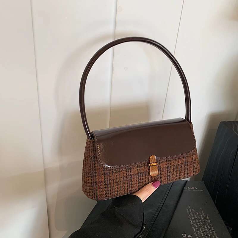 England Style Women Shoudler Bags Solid Pu Flap Underarm Bag Commute Tweed Pillow Packs Large Capacity Female Handbag