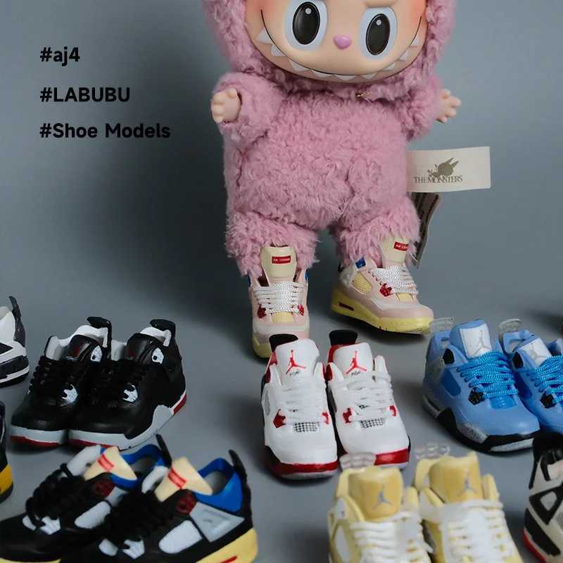 2025 explosion labubu17cm shoe model 5cm vinyl toy hand-made blind box sneakers model decorT250313