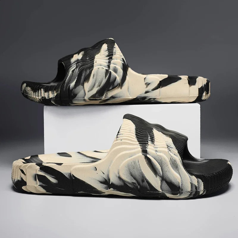 House Slippers Man Summer Shoes Beach Sandal for Men Slipper Big Size Slippers Walk Around Home Genuine Mens Slipper Slides 250310